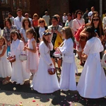 Procesja w centrum Legnicy