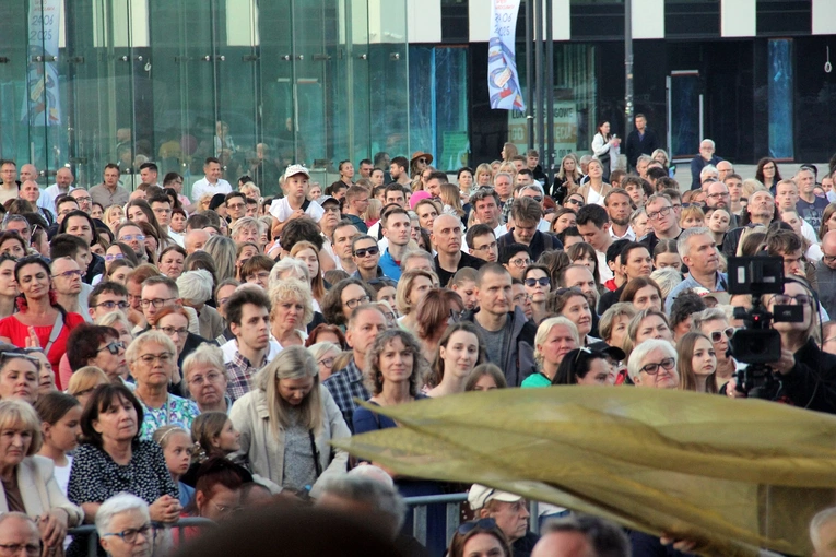 Uwielbienie "wNieboGłosy" 2025 w Boże Ciało