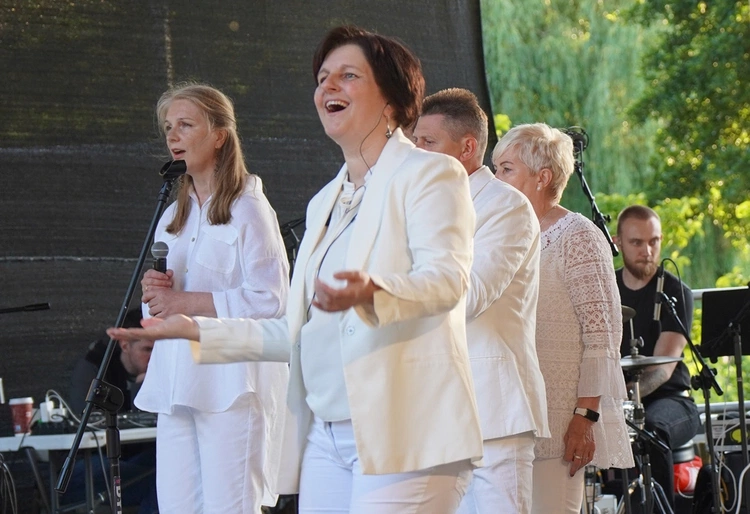 Boże Ciało 2025. Oleśnickie wielbienie