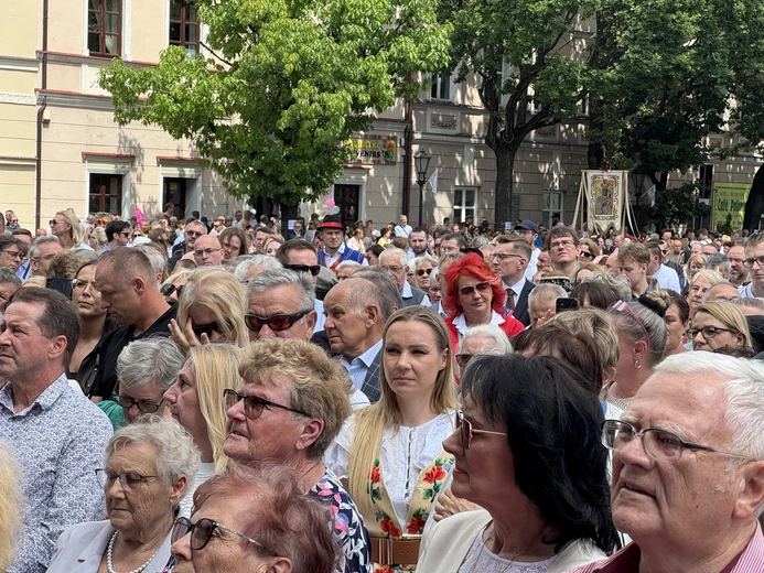 Boże Ciało w Łowiczu - procesja