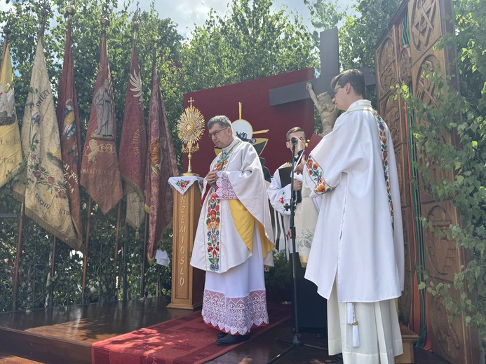 Boże Ciało w Łowiczu - procesja