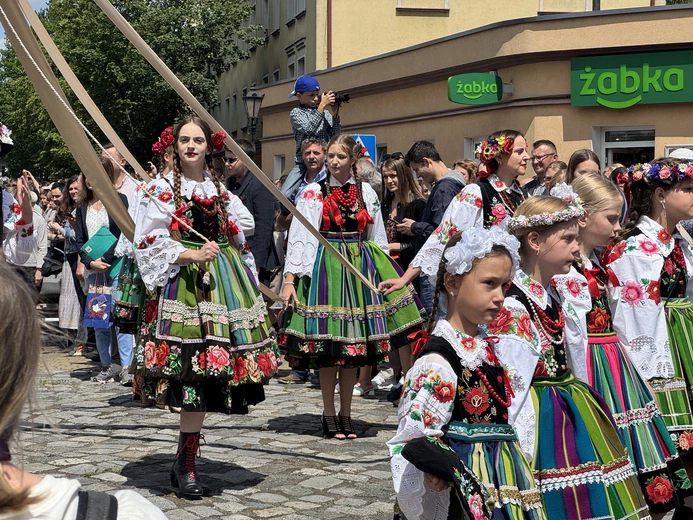 Boże Ciało w Łowiczu - procesja