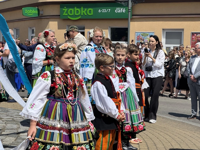 Boże Ciało w Łowiczu - procesja