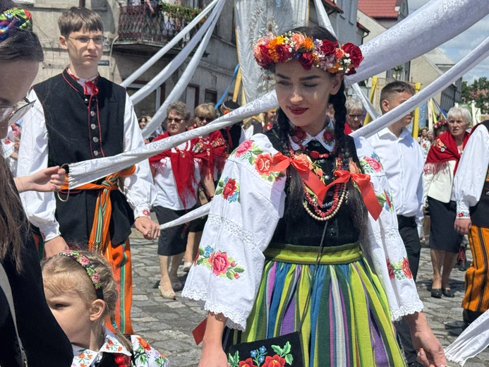 Boże Ciało w Łowiczu - procesja