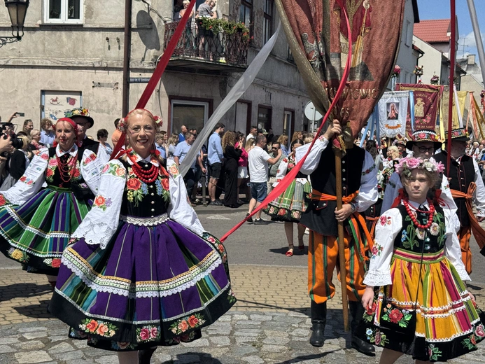 Boże Ciało w Łowiczu - procesja