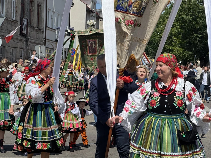 Boże Ciało w Łowiczu - procesja