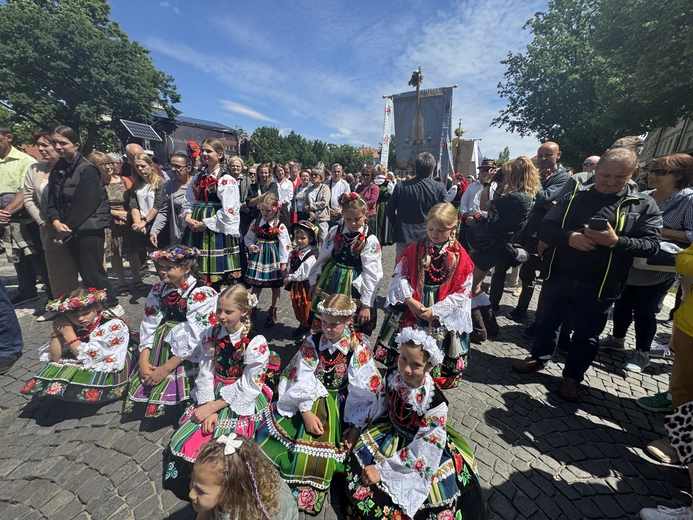 Boże Ciało w Łowiczu - procesja