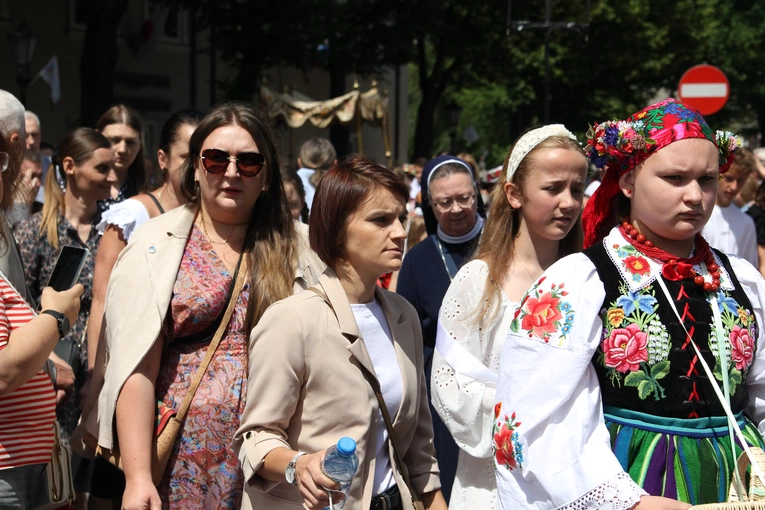 Boże Ciało w Łowiczu - procesja