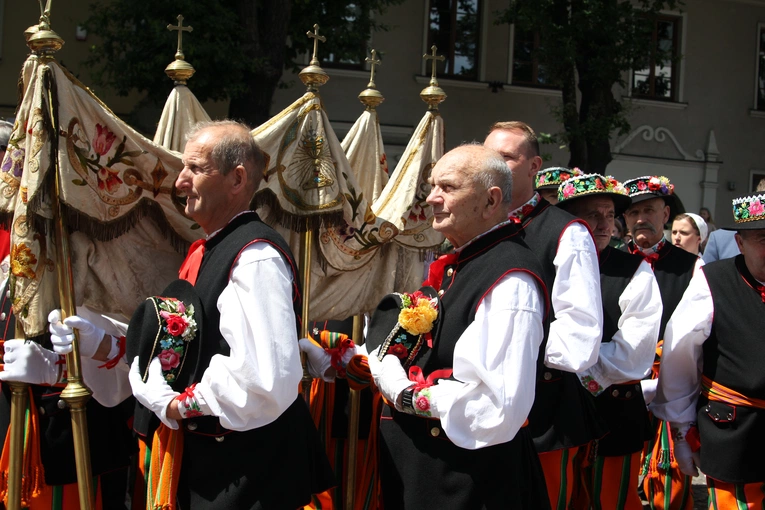 Boże Ciało w Łowiczu - procesja