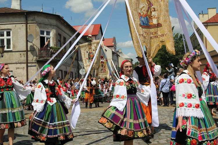 Boże Ciało w Łowiczu - procesja