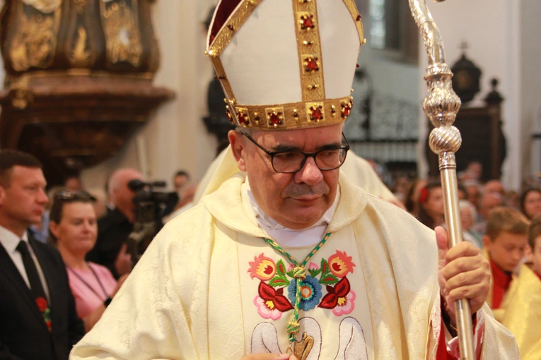 Boże Ciało w Łowiczu - Msza św.