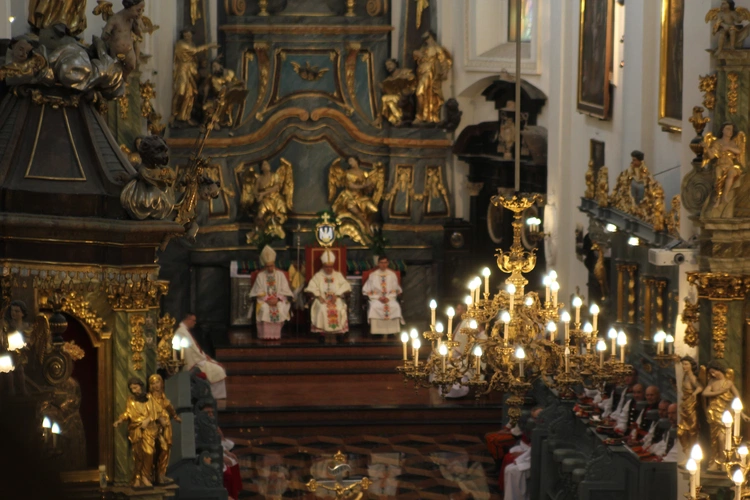 Boże Ciało w Łowiczu - Msza św.