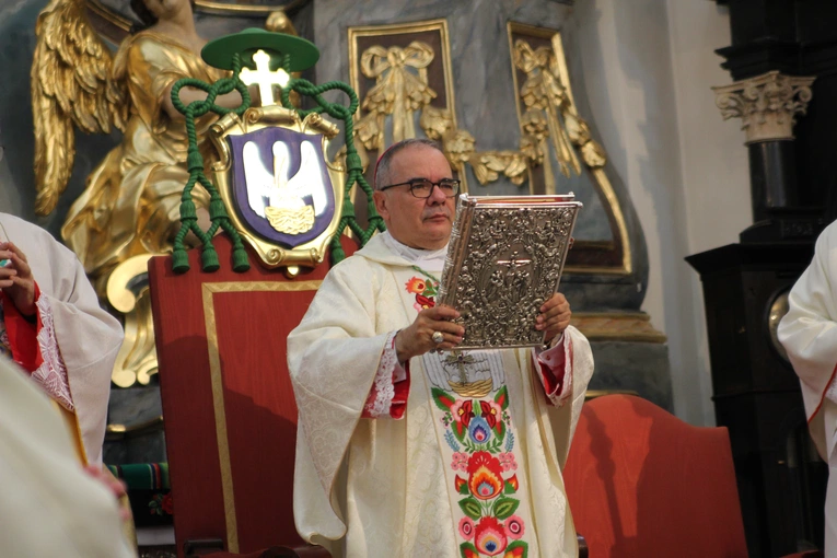 Boże Ciało w Łowiczu - Msza św.