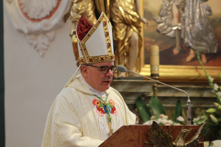 Boże Ciało w Łowiczu - Msza św.