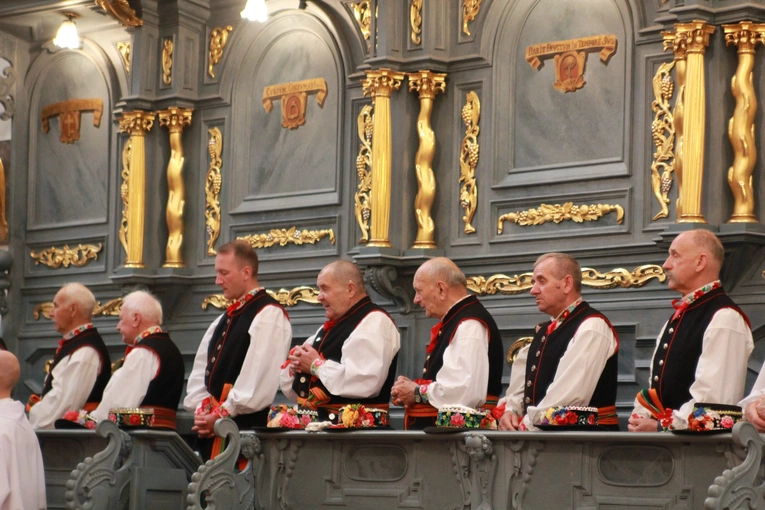 Boże Ciało w Łowiczu - Msza św.