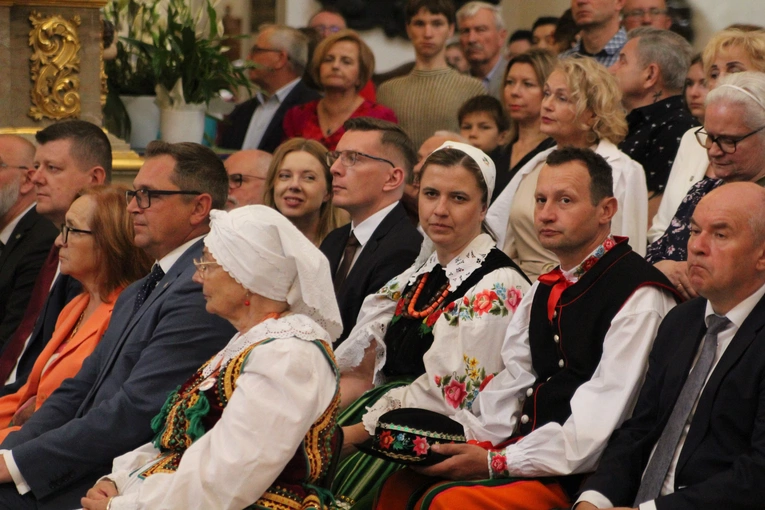 Boże Ciało w Łowiczu - Msza św.