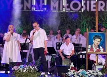 Boże Ciało w tonacji uwielbienia