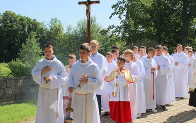 Stary Wiśnicz. Błogosławieństwo nowych lekorów dekanatu Lipnica Murowana
