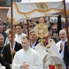 Płock. Uliczna katecheza z żywym Jezusem