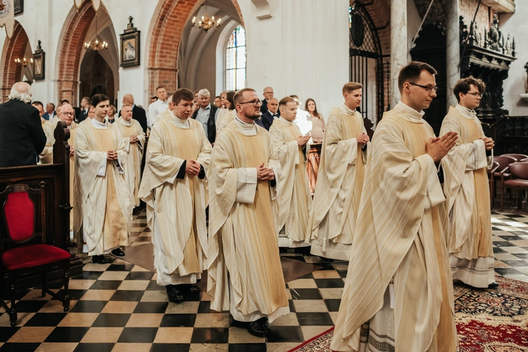 Święcenia diakonatu kl. Roberta Szczepkowskiego