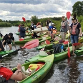 Kolejny spływ kajakowy ze św. Jadwigą