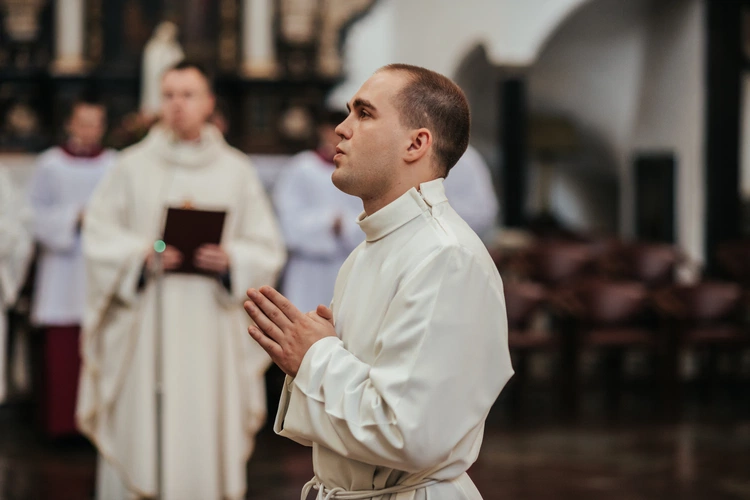 Święcenia diakonatu kl. Roberta Szczepkowskiego