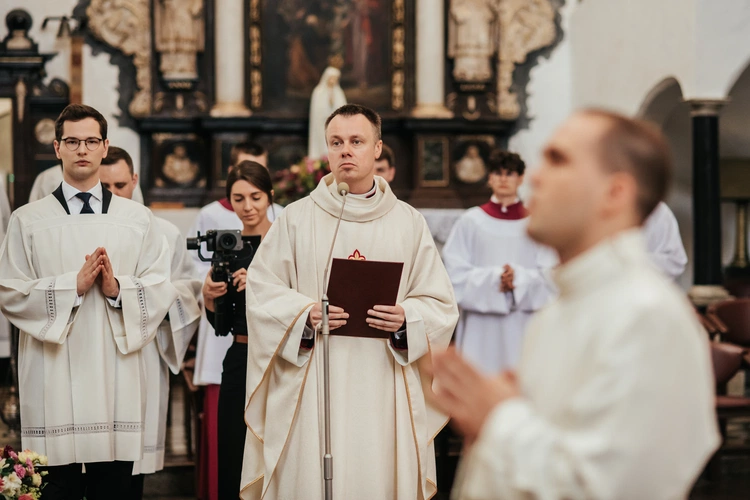 Święcenia diakonatu kl. Roberta Szczepkowskiego