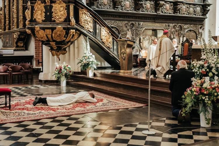 Święcenia diakonatu kl. Roberta Szczepkowskiego