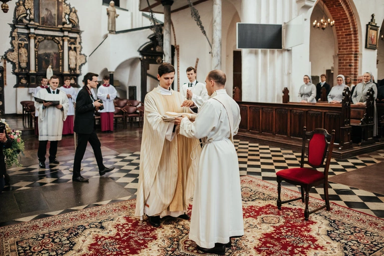 Święcenia diakonatu kl. Roberta Szczepkowskiego