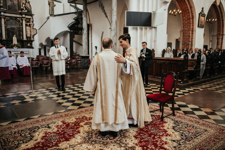 Święcenia diakonatu kl. Roberta Szczepkowskiego