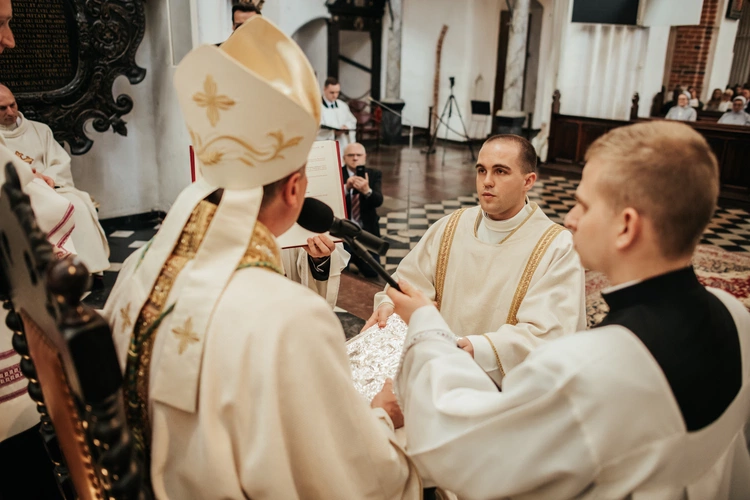 Święcenia diakonatu kl. Roberta Szczepkowskiego