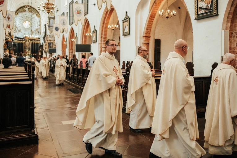 Święcenia diakonatu kl. Roberta Szczepkowskiego