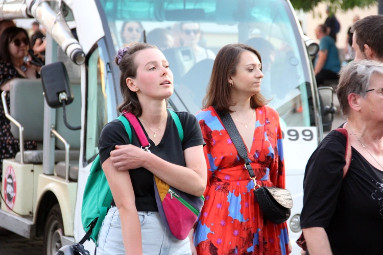 VIII Weekend Ewangelizacyjny "Ochrzczeni Ogniem"