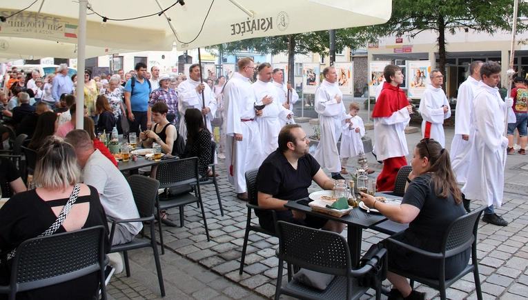 VIII Weekend Ewangelizacyjny "Ochrzczeni Ogniem"