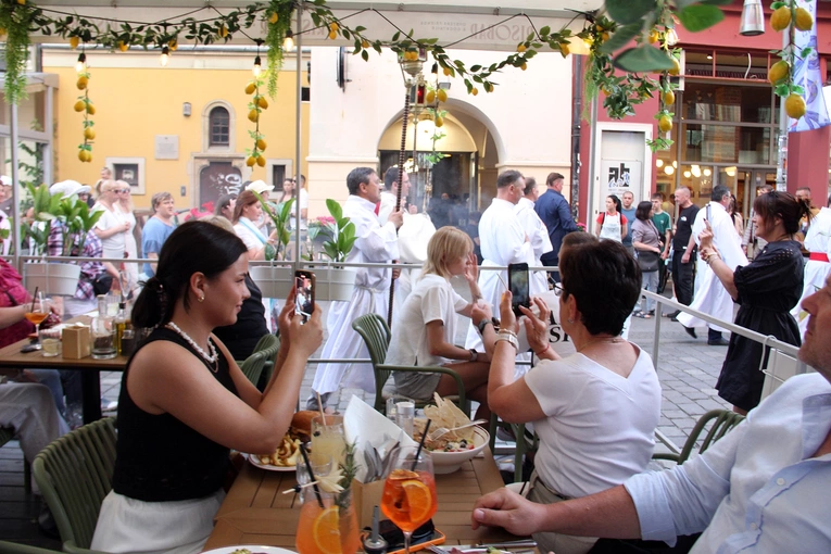 VIII Weekend Ewangelizacyjny "Ochrzczeni Ogniem"