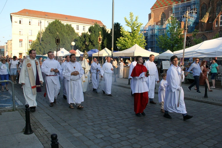 VIII Weekend Ewangelizacyjny "Ochrzczeni Ogniem"