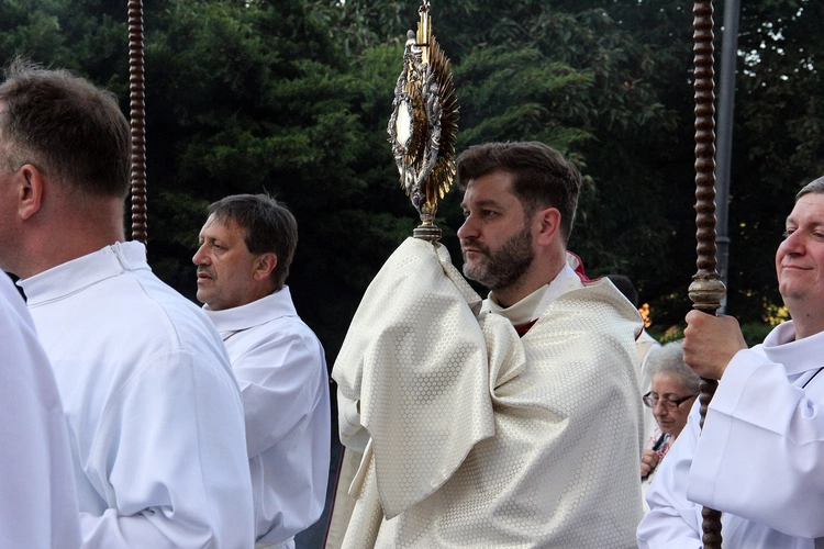 VIII Weekend Ewangelizacyjny "Ochrzczeni Ogniem"