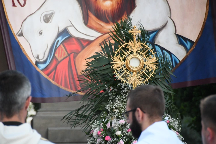 Akademicka Procesja Eucharystyczna