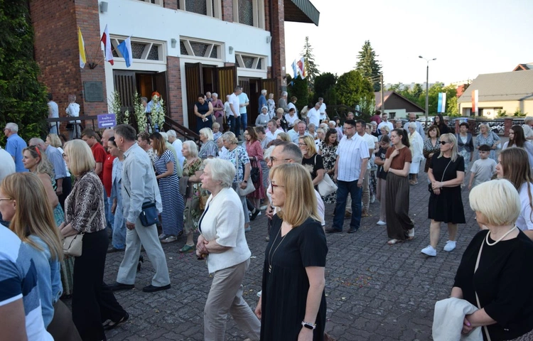 25 lat od poświęcenia kościoła księży pallotynów w Radomiu