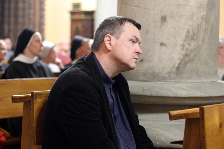 Głosowanie członków komisji synodalnych nad dokumentem roboczym (koniec etapu wiosennego)