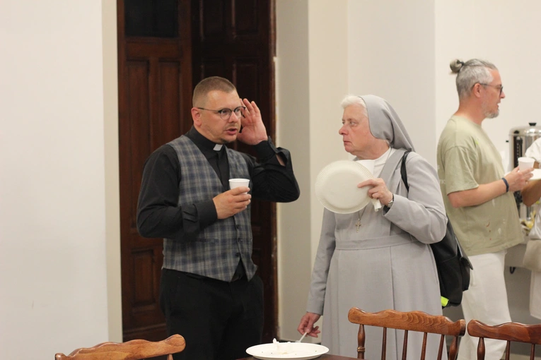 Głosowanie członków komisji synodalnych nad dokumentem roboczym (koniec etapu wiosennego)