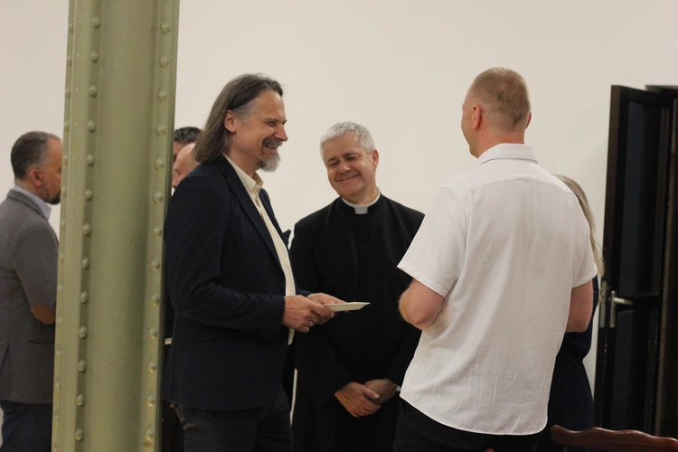 Głosowanie członków komisji synodalnych nad dokumentem roboczym (koniec etapu wiosennego)