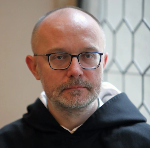 Nie tylko kamienie. Czy protesty pod kuriami pomagają skrzywdzonym w Kościele?