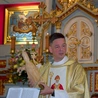  Ksiądz P. Góra dzielił się swoim doświadczeniem mocy modlitwy w pierścieckim sanktuarium.