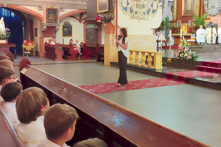 Świadectwo znajduje się na kanale YouTube „Gościa Legnickiego”. 