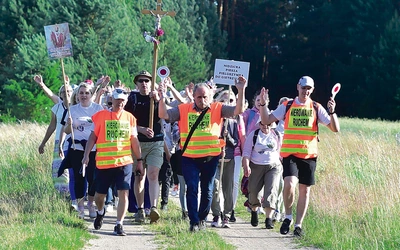 Ta pielgrzymka wyrusza co roku w piątek po Bożym Ciele.
