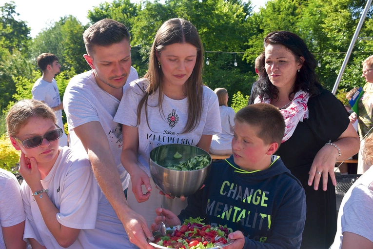 Warsztaty dietetyczno- -kulinarne z włoską nutą prowadziła Zofia Cieśla.