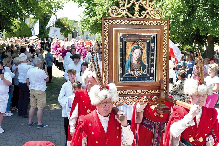 Wołanie umieszczone na obrazie: „Da pacem Domine in diebus nostris” (Daj, Panie, pokój dniom naszym) jest dziś szczególnie aktualne.