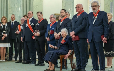 Ks. Stryczek i ks. Tyrała odznaczeni przez prezydenta RP