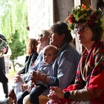 Wianki, mural, koncert i ognisko